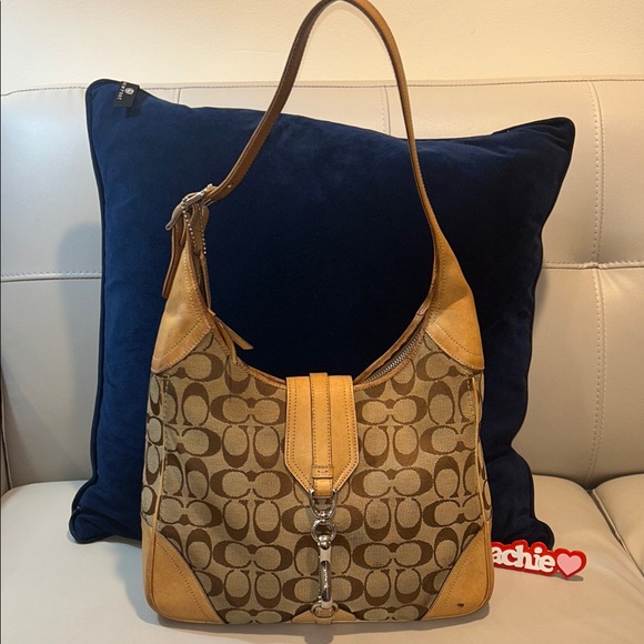 Coach Vintage Signature Hamptons Hobo Shoulder Bag